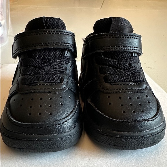 Nike Court Borough Low - Picture 1 of 4